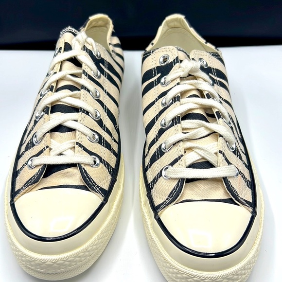 Converse shoes brand new size 8 - Picture 2 of 10